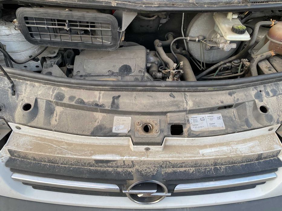 DEZMEMBREZ PIESE Opel VIVARO VAN 1.9 DTI 80 cp si 101 cp tip F9Q 2006 import FRANTA Renault TRAFIC