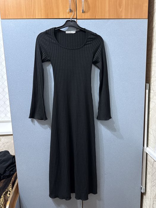 Новое платье ниразу не надевалось