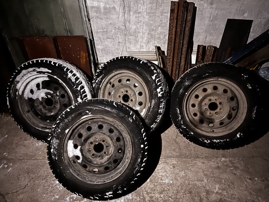 Зимняя резина с дисками R14