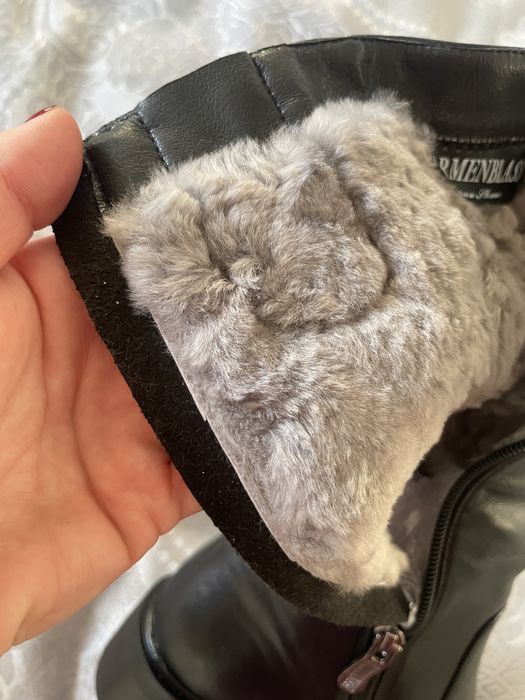 Срочно продается, Зимняя обувь