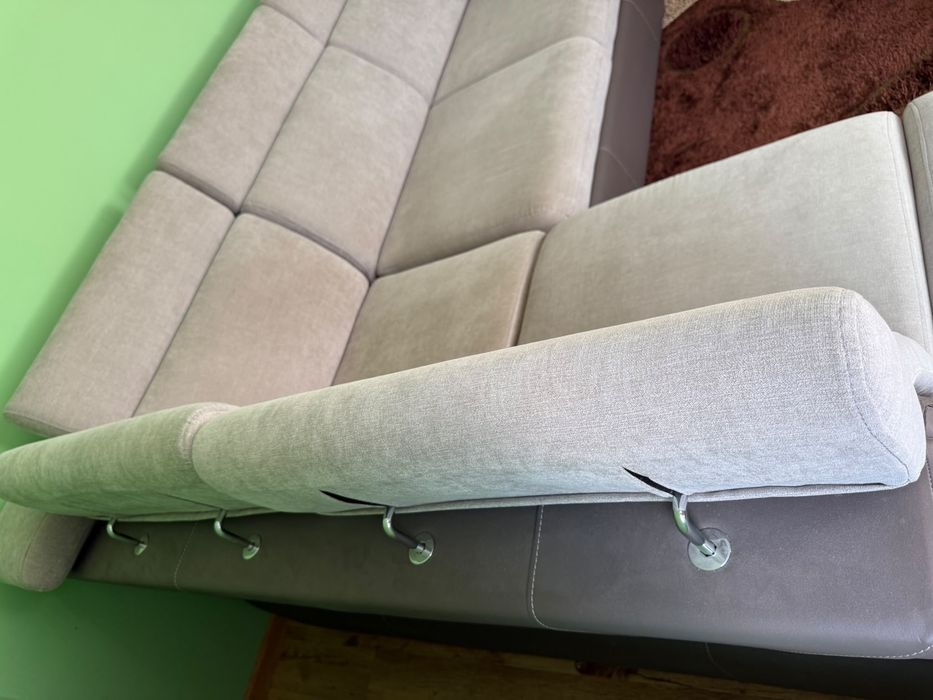 Canapea extensibila de colt - 2,75 x 2,35 m