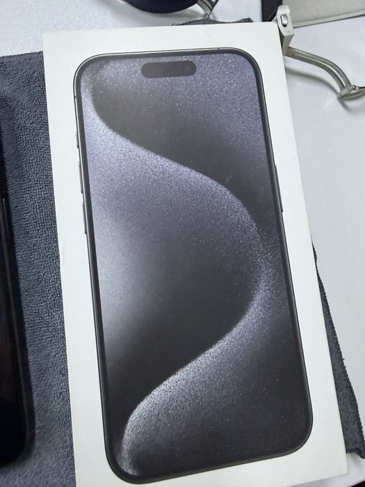 Vand iPhone 15 Pro 256 GB impecabil 2500lei . Fara schimburi !!!
