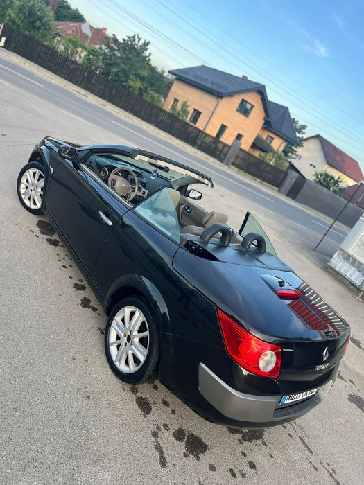 RENAULT Megane 2005