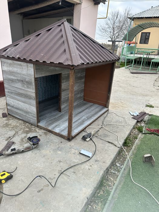 Домик для собак…..