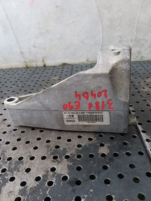 Suport pompa servodirectie 2.0 d bmw seria 3 e90 779445501 7692974546