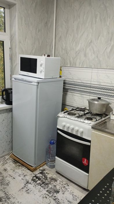 Chirchiq 1 xonali uy sotiladi