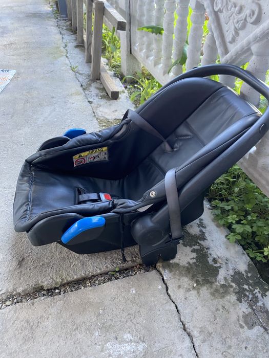 Детское автокресло