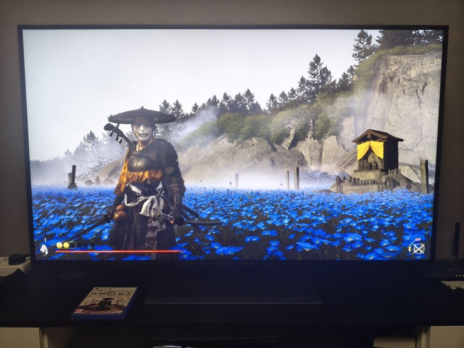 PS 5 Slim с двумя контроллерами и играми