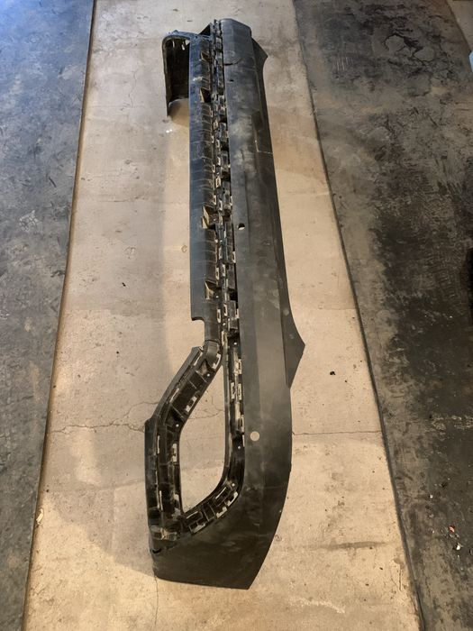 Продам задний бампер