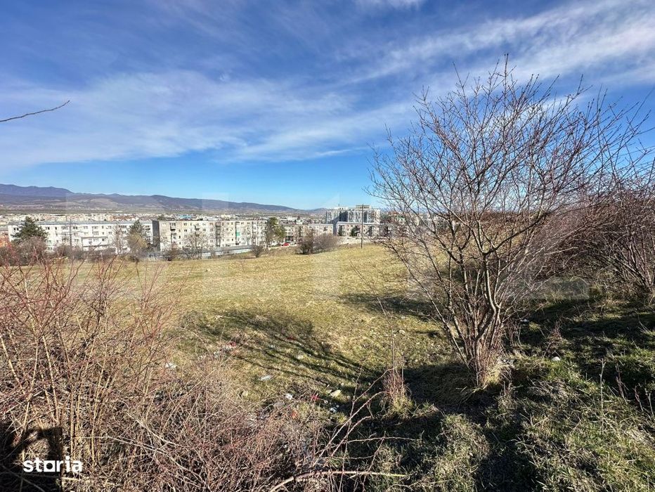 Teren 1830 mp Deva – extravilan cu demersuri intravilan – posibili