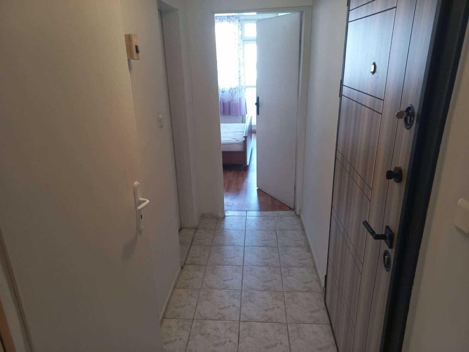 Дава се под наем Тристаен апартамент в Варна, Левски - 74 кв.м за 398.82 € - Снимка #8