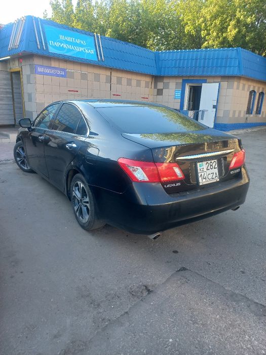 Продам лексус ес 350