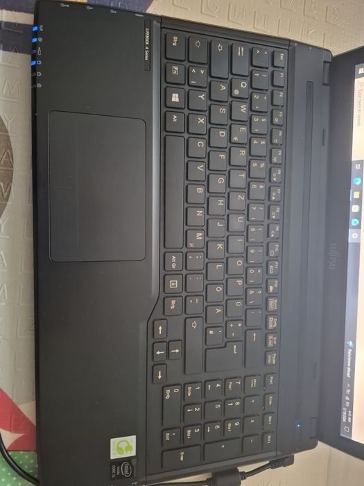 Laptop fujitsu lifebook A544