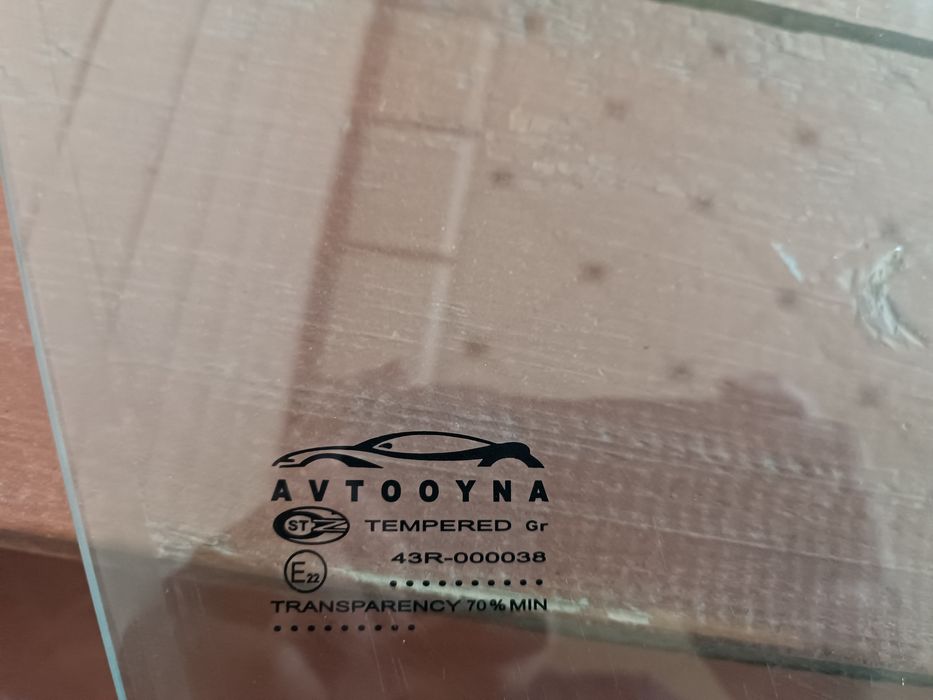 Lasetti Gentra ong Tomon oynasi Пассажир томон