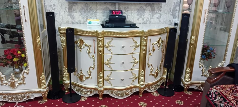 Домашни Кино Тиеотр