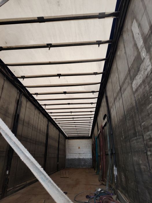 Semiremorca schmitz s01 sașiu gros fără fisuri