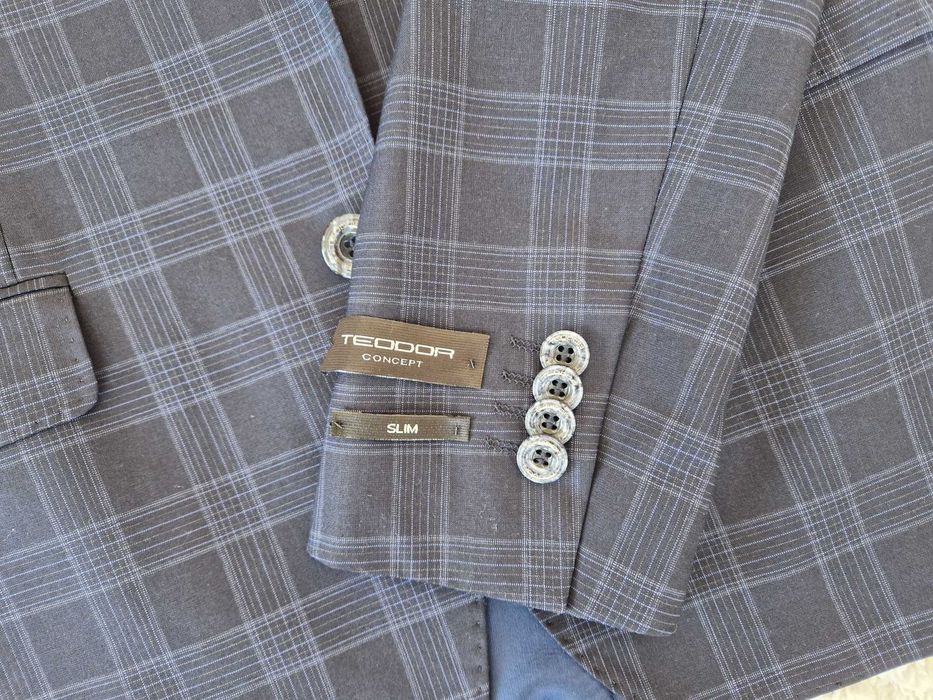 Мъжки костюм TEODOR