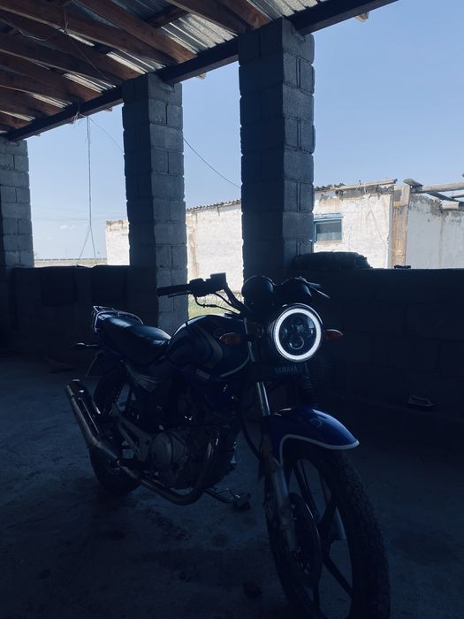 Продаю ямаха юбр 125