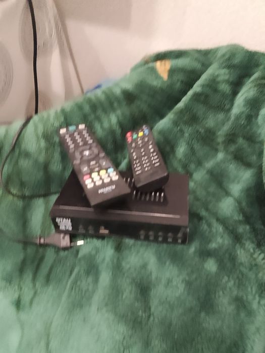 Продам телевизор срочно