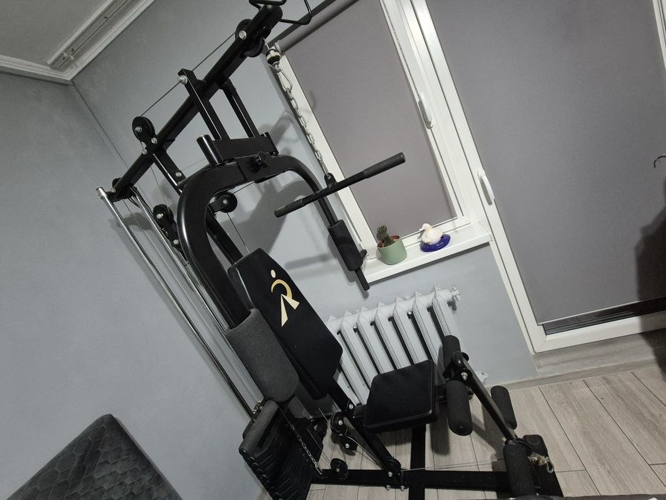 Aparat fitness  multifuncțional.