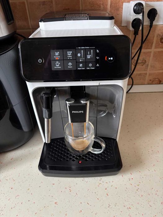 Espressor Philips 1200 EP1223/00, stare foarte bună