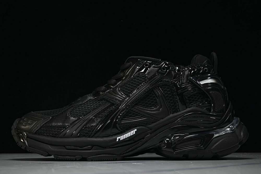 Balenciaga Runner / Led