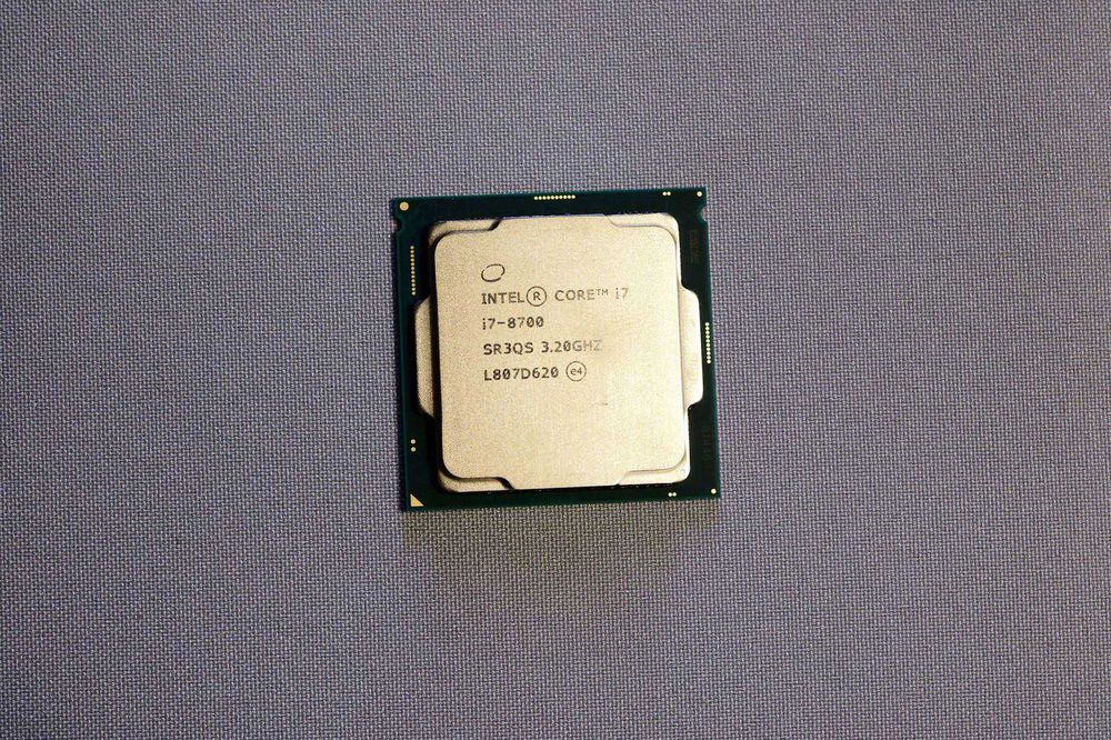 Intel CORE I7 8700 процессор