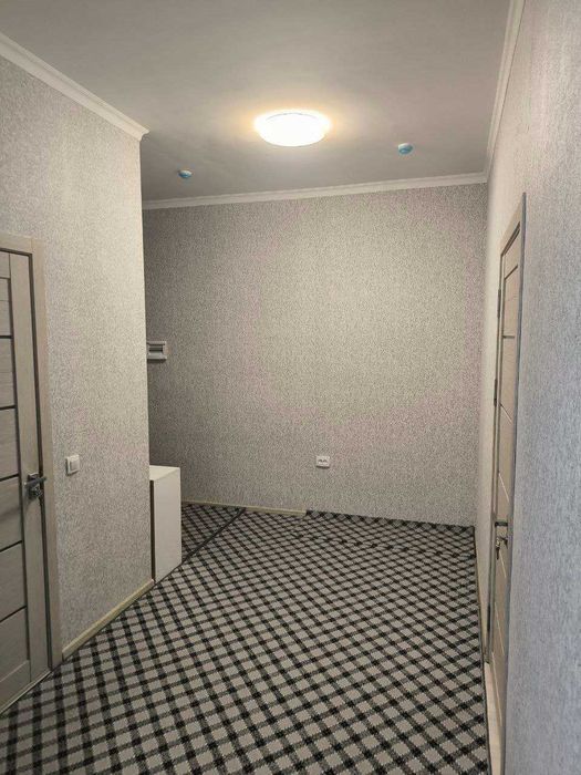 Сотилади квартира! орентир:16-қаватли дом