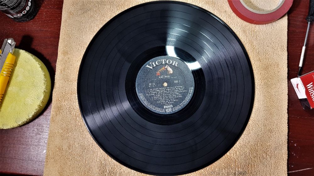 Polish capace pick-up, vitrine, lentile, cd, ochelari soare