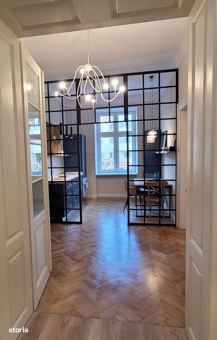 Apartament 2 camere cu pivnita zona Spitalul judetean centrul istoric