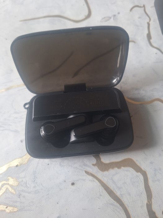 Наушники  хорошие