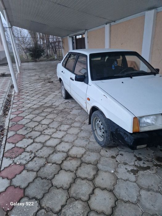 Сатылады 21099 жыл2000