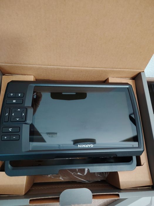 Sonar Pescuit Garmin Striker Vivid 9sv