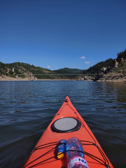 Едноместен туристически каяк