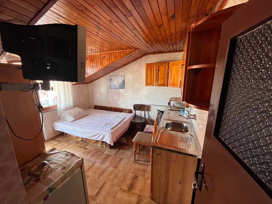 Продава се Етаж от къща в Поморие - 100 кв.м за 850 €/кв.м - Снимка #4