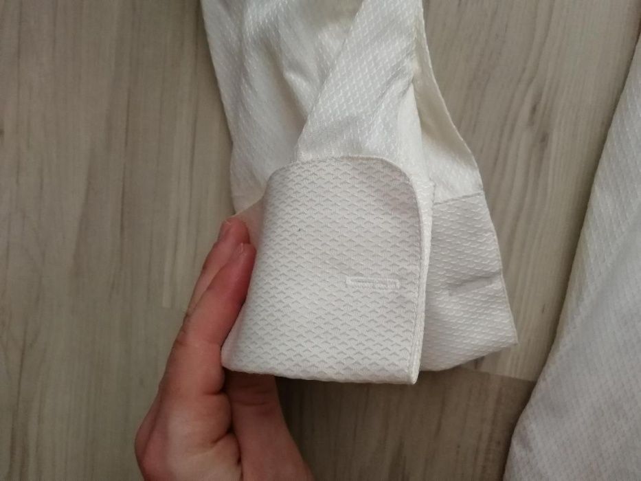 camasa butoni