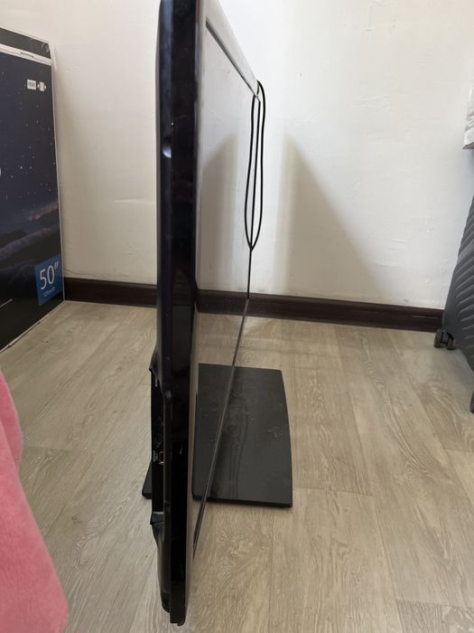 Телевизор LG продам