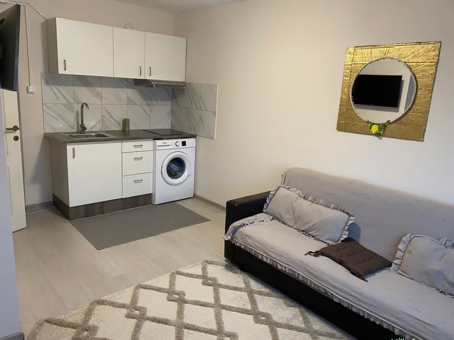 Camera camin cu baie proprie de inchiriat