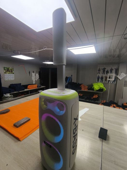 Продам колонку почти новая