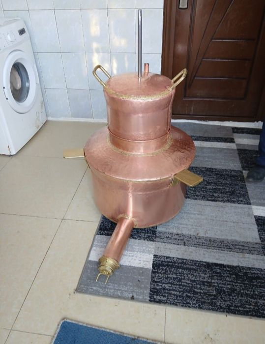 Vand cazan de țuică la 100 de Litri cu fundul de 4 mm pareti de 3 mm capacul de 2 mm mai multe detali sunați nr