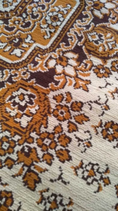 Продам ковер 2*3 м