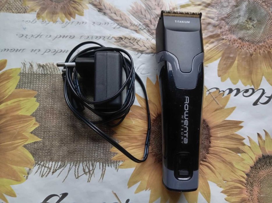 Машинка за подстригване,самобръсначки и телефон Panasonic