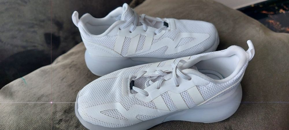 Adidasi Adidas 27 cm