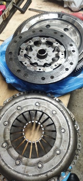 Съединител и демфер комплект