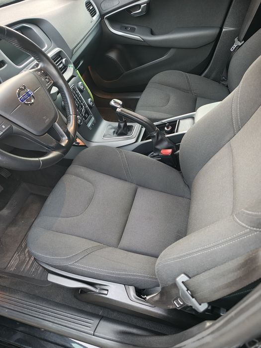 Vând VOLVO V40,2016,6300 euro