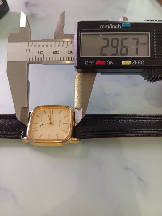 Часовник ORIENT  VX Japon quartz