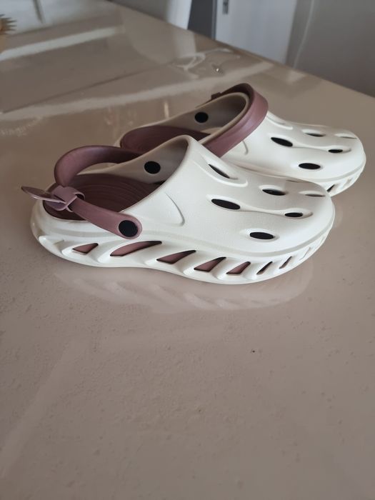 Продаюся мужские сабо  Crocs