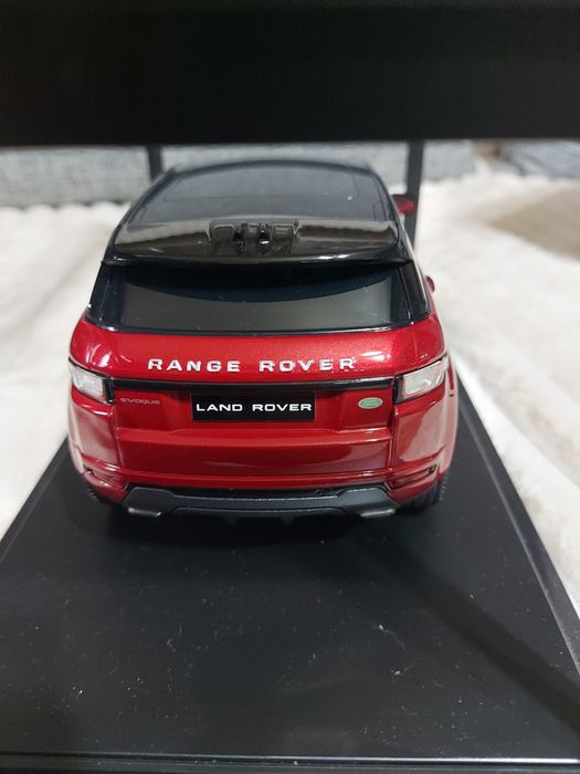Macheta 1/18 Range Rover Evoque