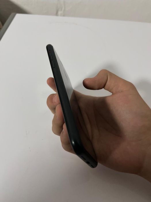 Iphone XR 64 Гб 75%