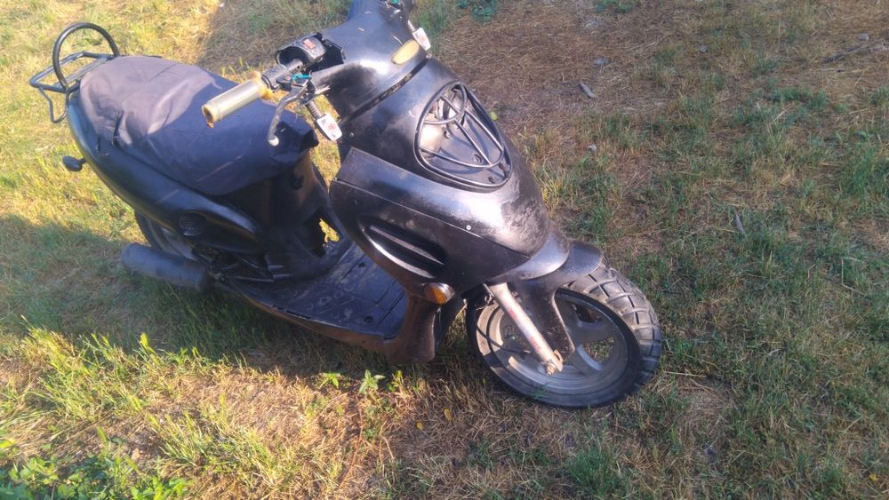 Vând scuter bautian de 50